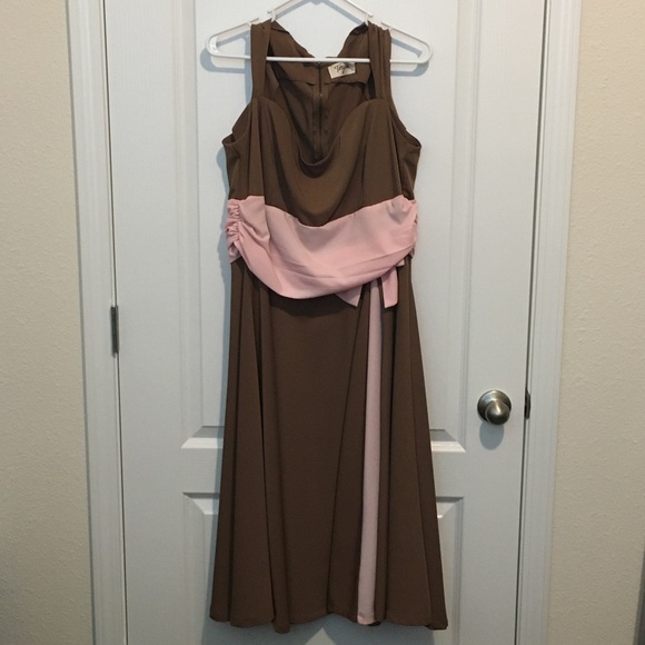 Tatyana Brown and Pink Retro Flamingo Dress - Picture 13 of 13